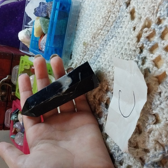 sard onyx tower each have little imperfections like tiny chips ONLY B IS LEFT - Picture 3 of 3